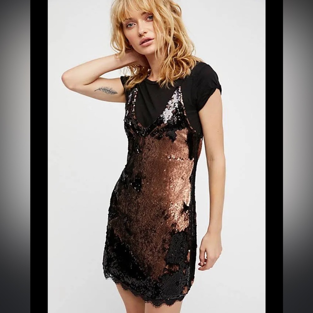 NWOT Free People Seeing Double Sequin Slip Dress - medium - Picture 5 of 14